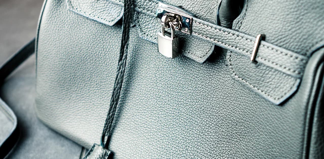 Lerega handbag repair and restoration franchise
